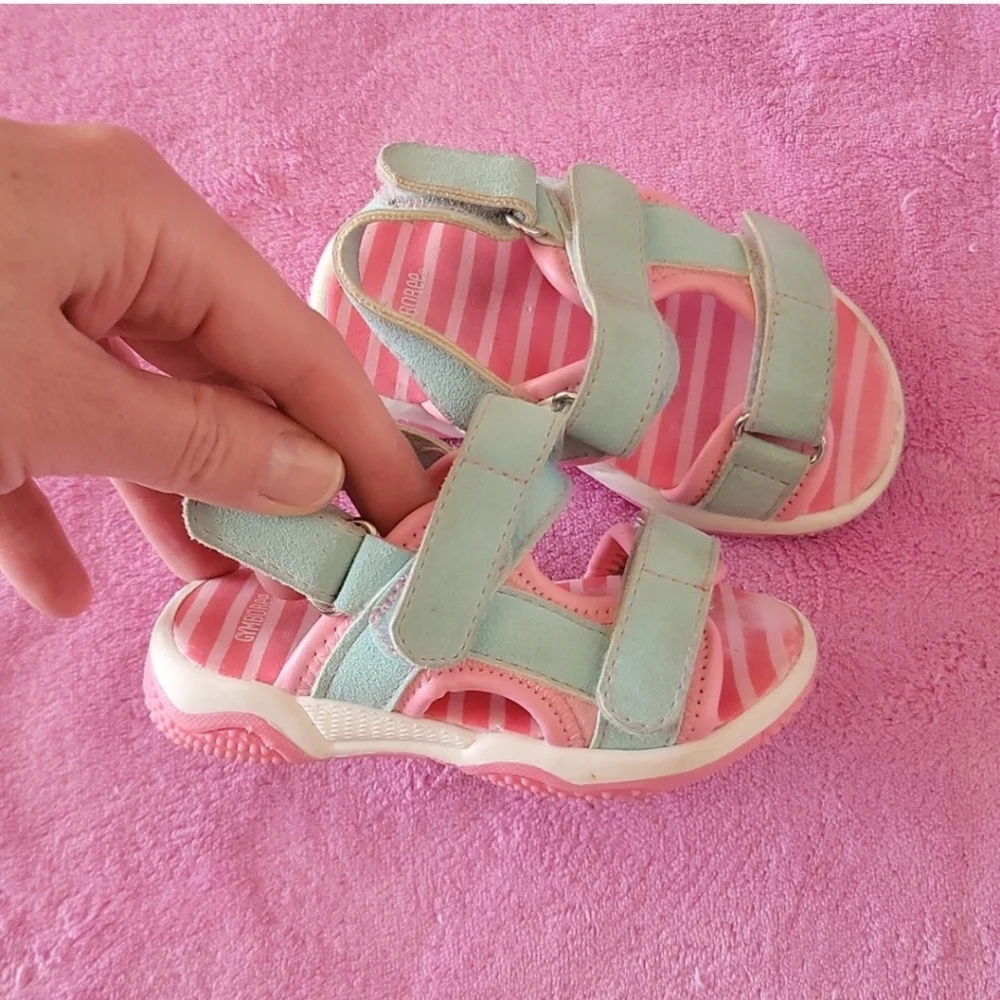 Gymboree shoes size 4